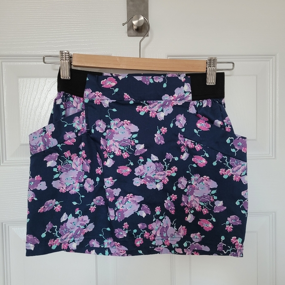 Floral mini Skirt - Picture 1 of 12
